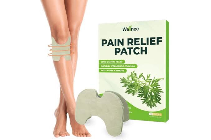 Wellnee Pain Relief Patch applied to a knee, next to the 12-piece pack